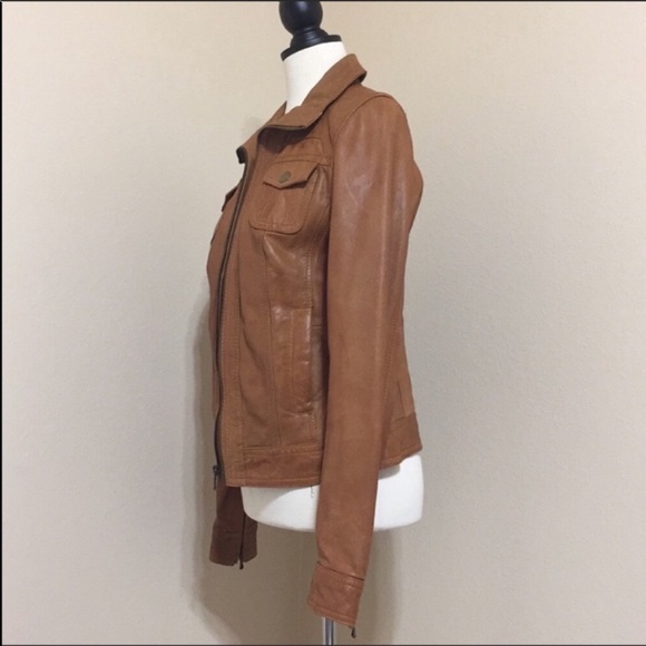 Black Rivet - Picture 3 of 8